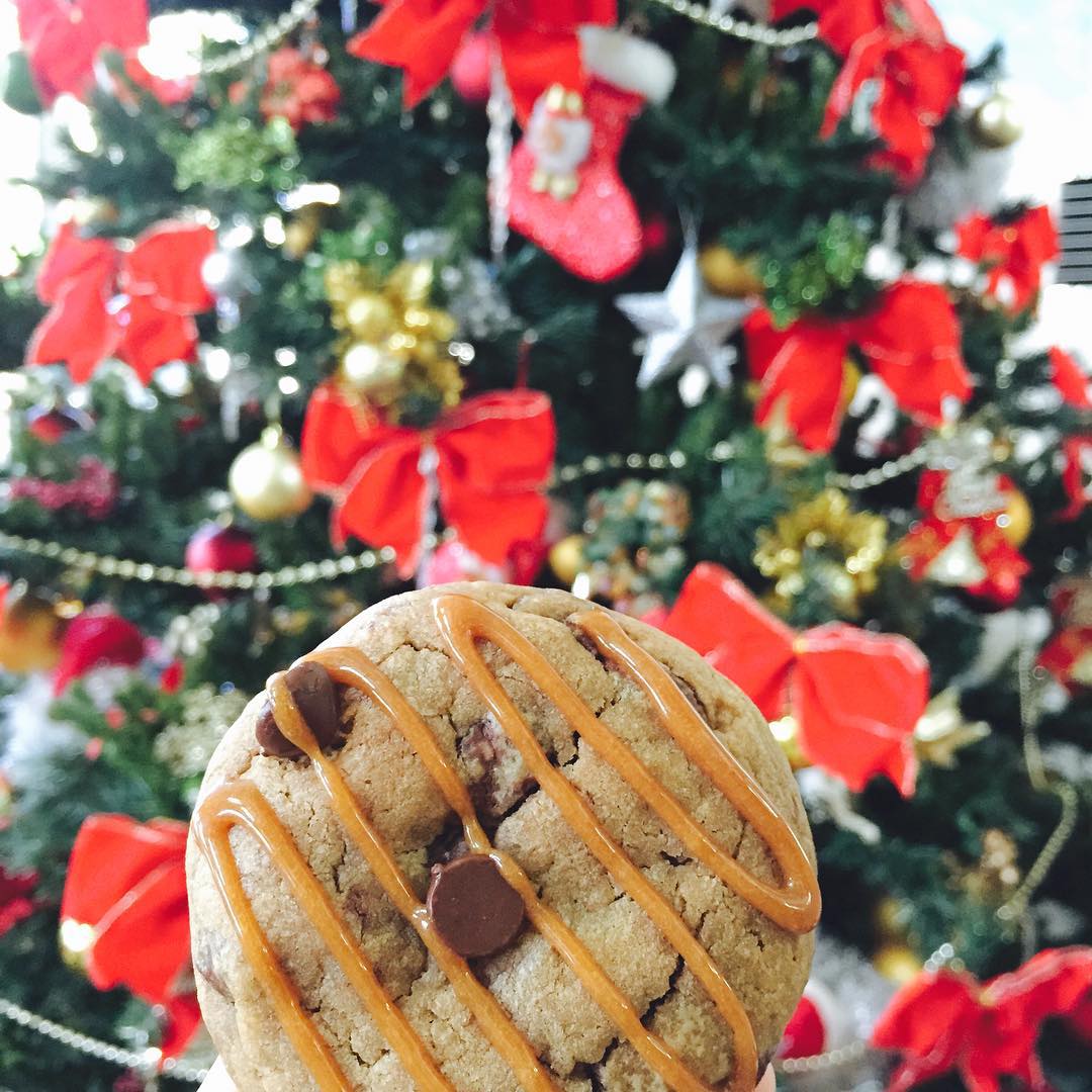 15 Yummy Homemade Food Gifts For Everyone On Your Christmas List | Booky