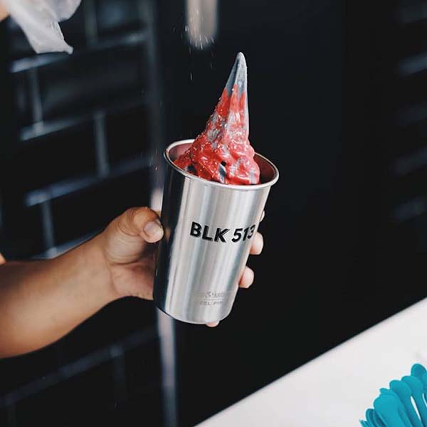 BLK 513 frozen-yogurt