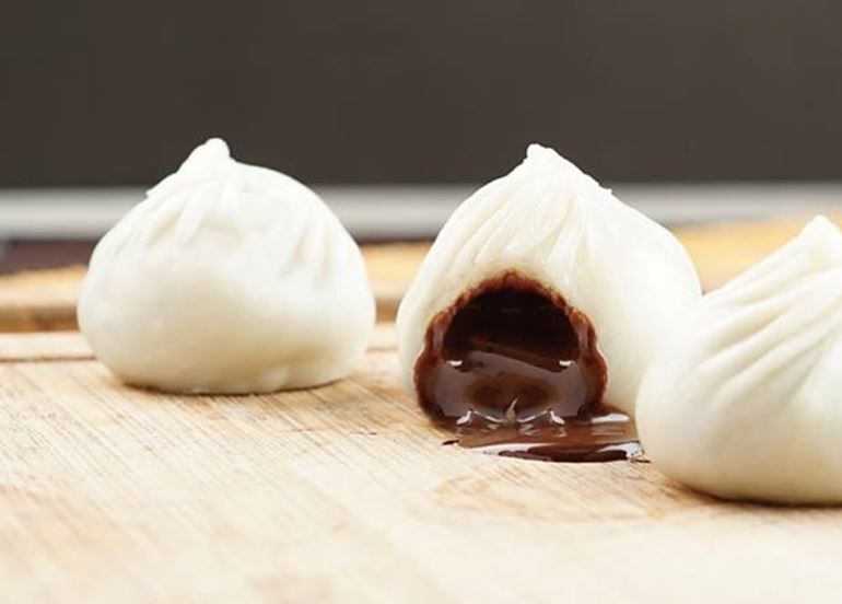 chocolate-filled-dumpling