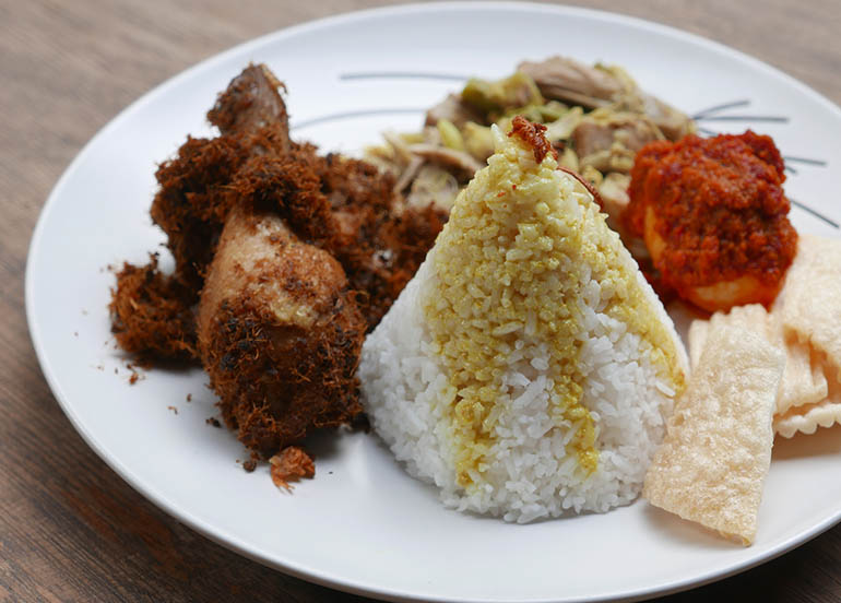 Make Your Own Packet Indonesian food from Restoran Garuda