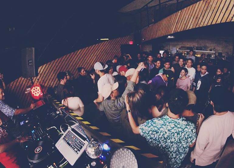 14 Bars in Makati You Shouldn’t Miss Booky