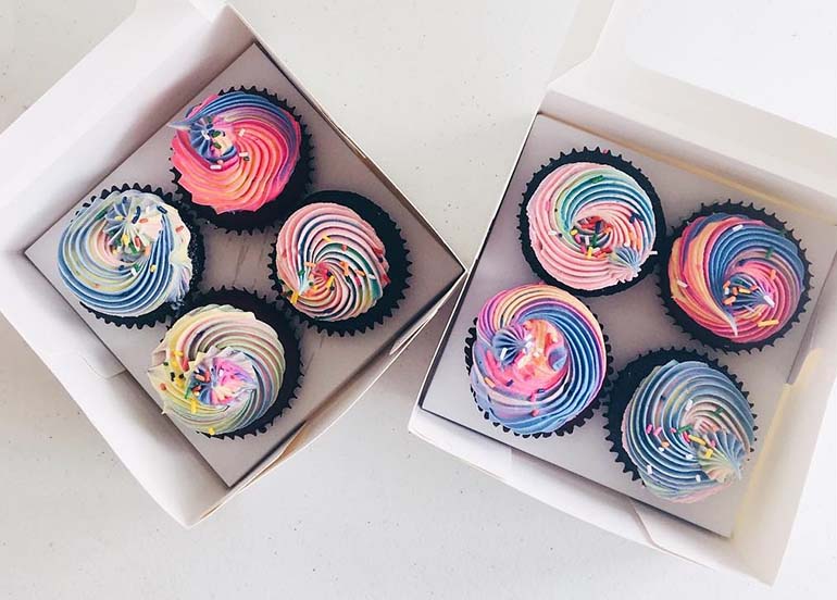 Galaxy Cupcakes from Ola Cupcakes