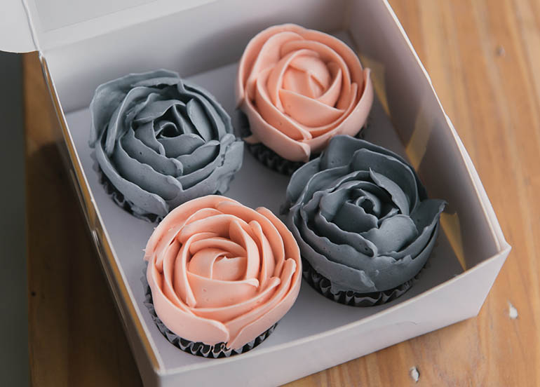 Box of 4 Mini Floral Cupcakes from Whenrustbakes Cafe