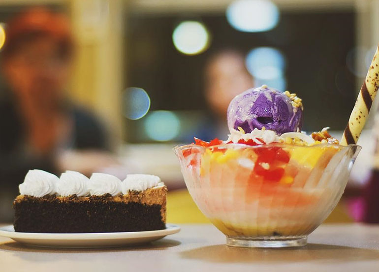 Halo-halo and Chocolate Mousse from Good Taste Baguio