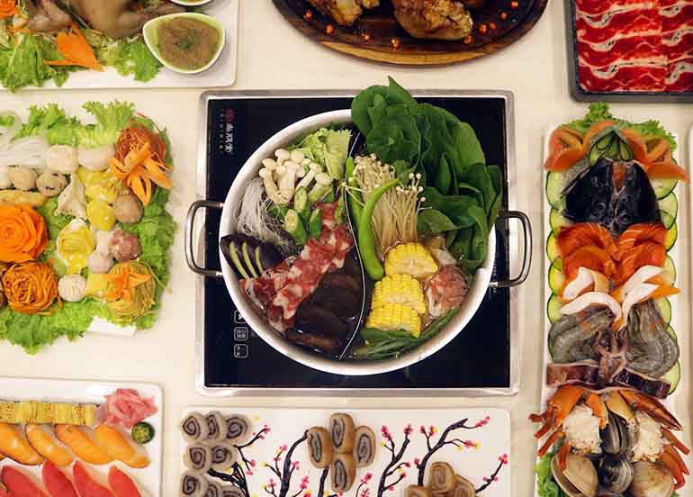 Hotpot from Four Seasons Buffet and Hotpot SM Mall of Asia
