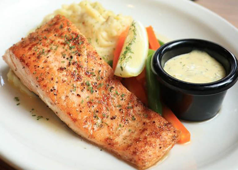 Salmon with Veggies, Potatoes from Texas Roadhouse Philippines