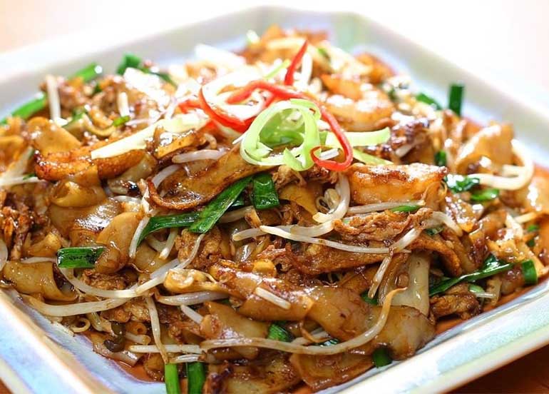 Char Kway Teow from Banana Leaf