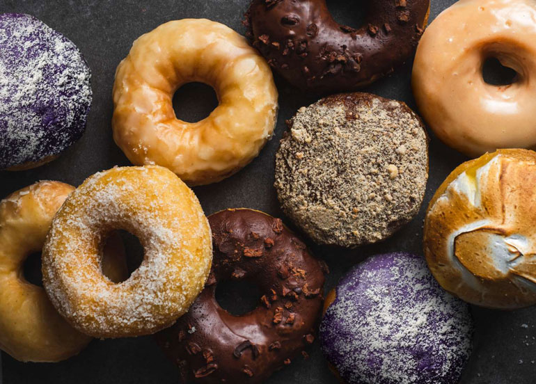 rogue-doughnuts-6-flavors