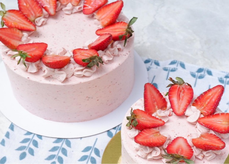niji dessert strawberry shortcake