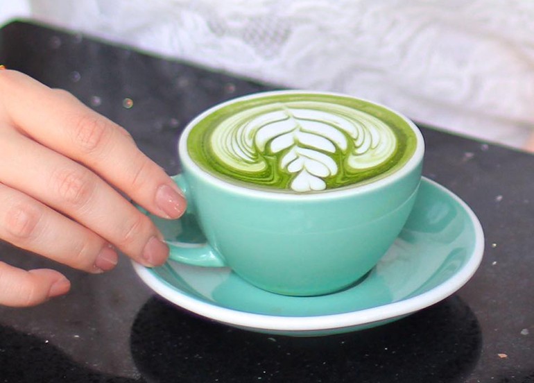 dean and deluca matcha latte